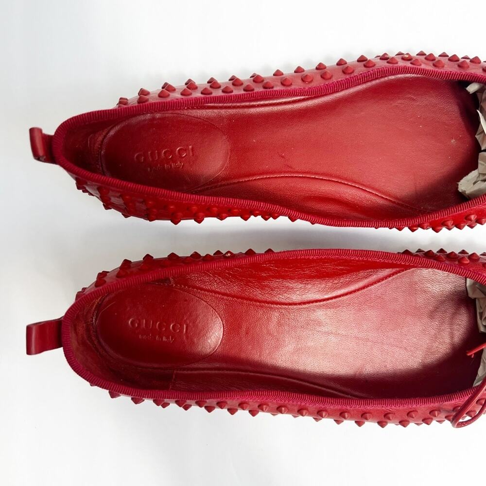 GUCCI MADE IN ITALY RED ROCKSTUD WOMEN FLATS SIZE 39 NO BOX - Picture 4 of 8